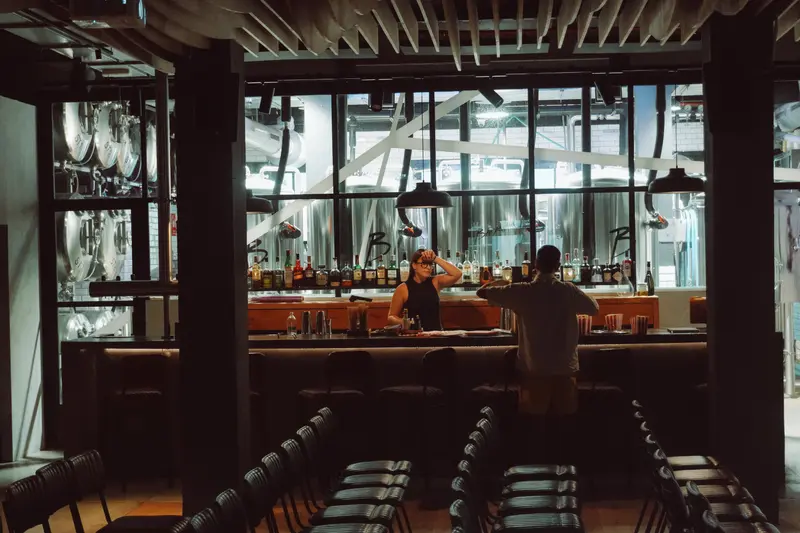 Bar, Before Doors